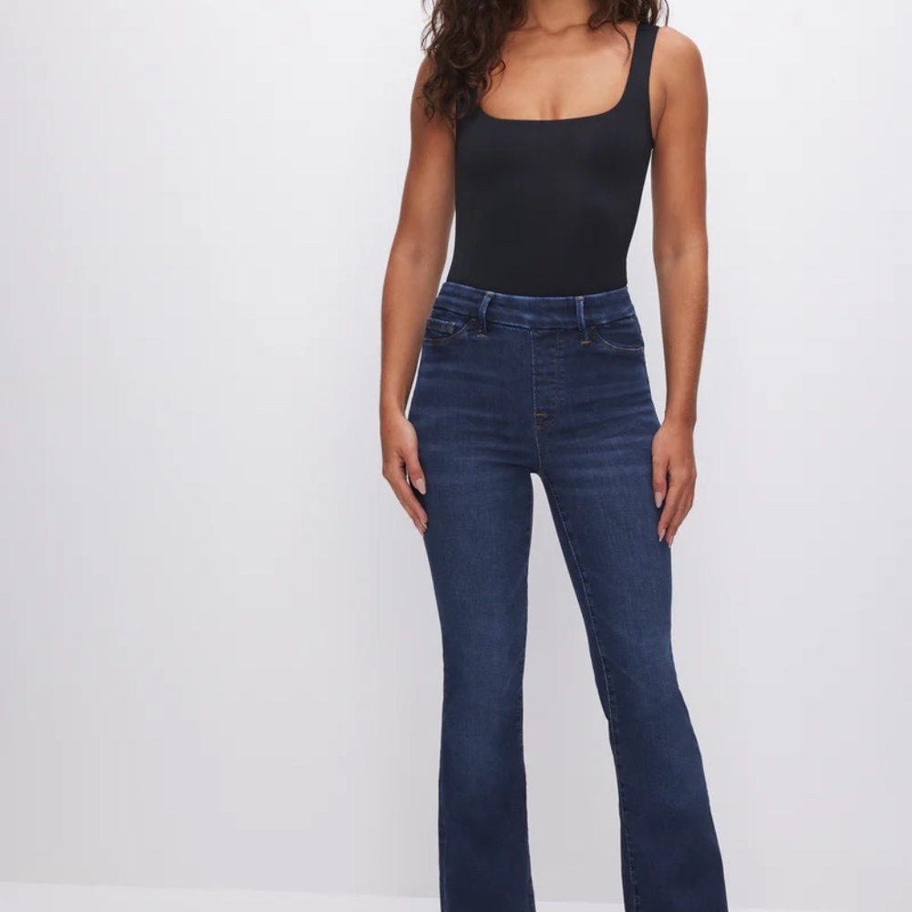Like New, Good American Pull On, Flared Jeans, Sz 2XL